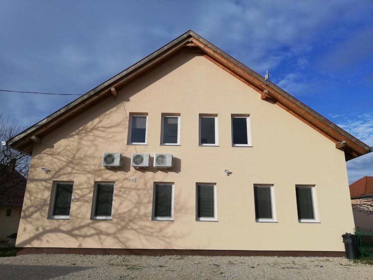 Mura Regnum Panzio Bed & Breakfast Tormafolde Eksteriør bilde